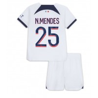 Paris Saint-Germain Nuno Mendes #25 Bortaställ Barn 2023-24 Korta ärmar (+ Korta byxor)